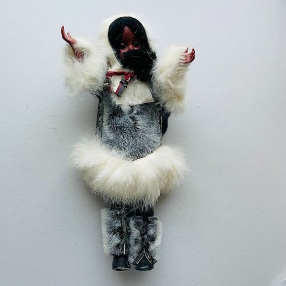 Vintage Eskimo Ethnic Handcrafted Doll 11” Moving Eyes Real Fur